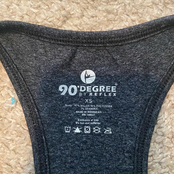 90 Degree razorback tank top - Picture 3 of 3